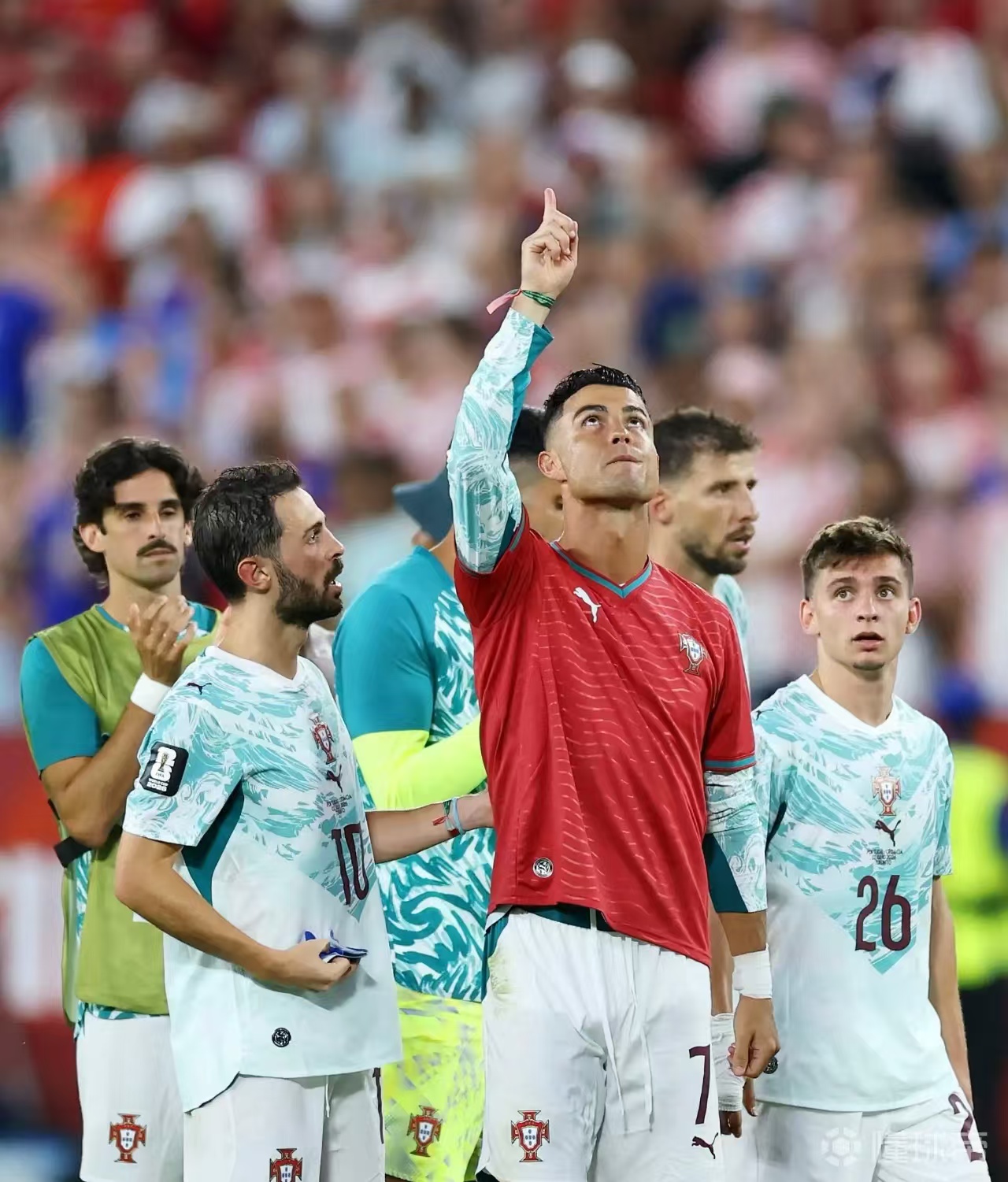 Modric pelasi viimeisen rapsodiansa, Ronaldo kunnioitti Jotaa